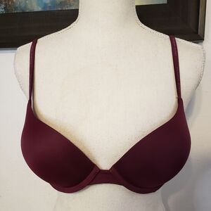 Victoria's Secret T-shirt Push-up Plunge